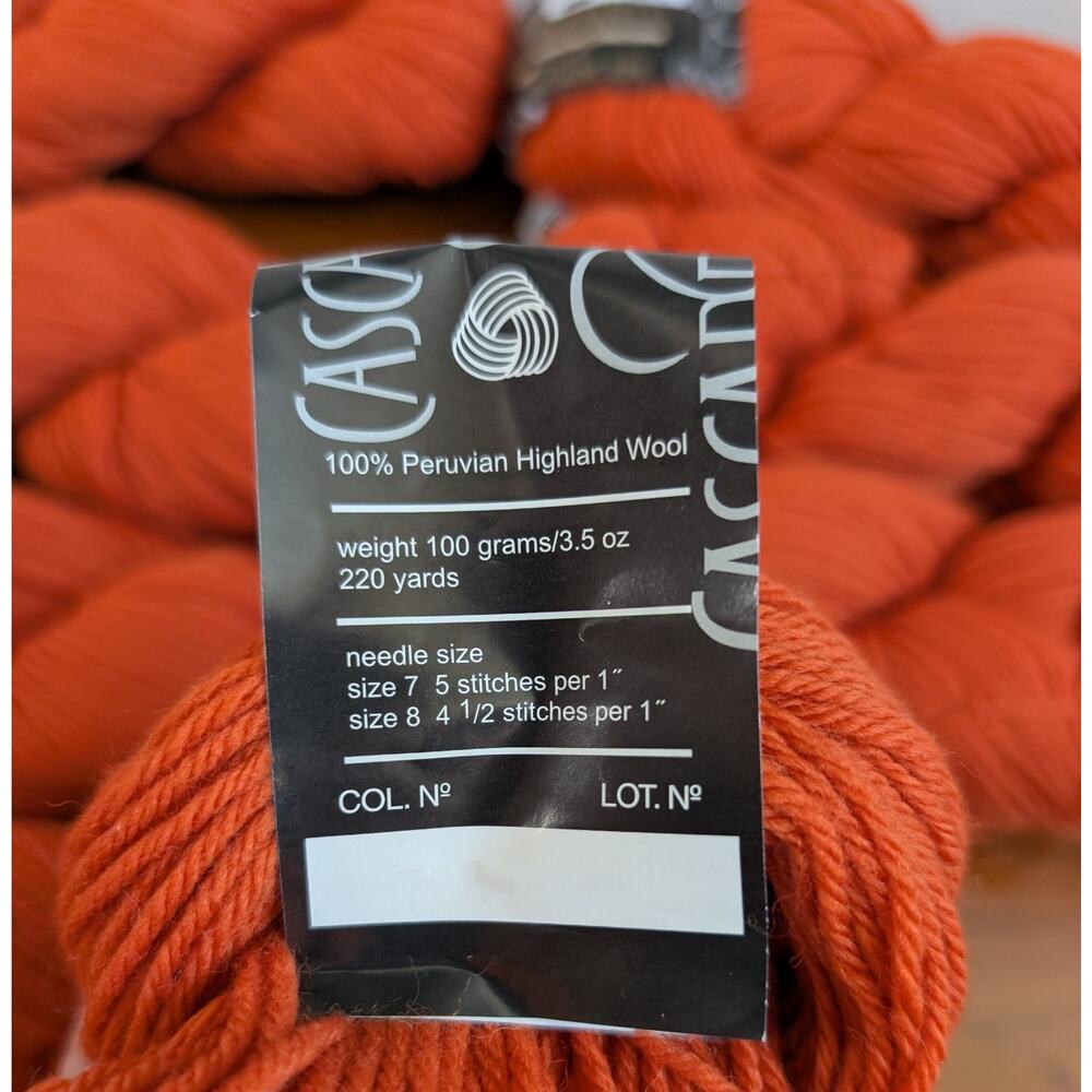 Lot Of 8 Cascade 220 7824 Jack O' Lantern Peruvian Highland Wool Yarn Orange - Picture 2 of 3